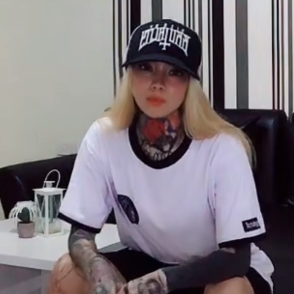 Meet your Posher, Adam - Picture 1 of 1